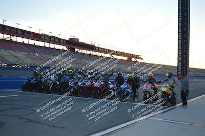 media/Jan-22-2023-Fastrack Riders (Sun) [[8956088f29]]/Around the Pits/